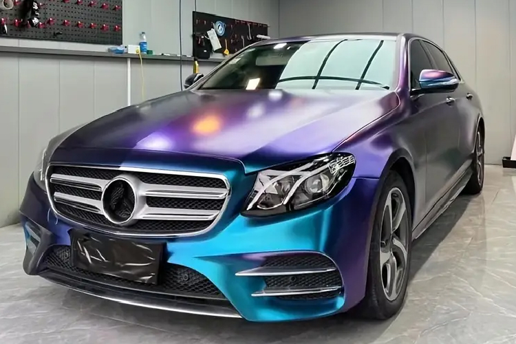 Koľko stojí polep celého auta?